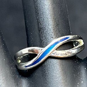 Avon Silver Tone With Blue Enamel Infinity Ring (R305)